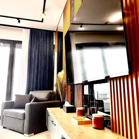 Marina Luxury Shengjin, Basen, Widok *